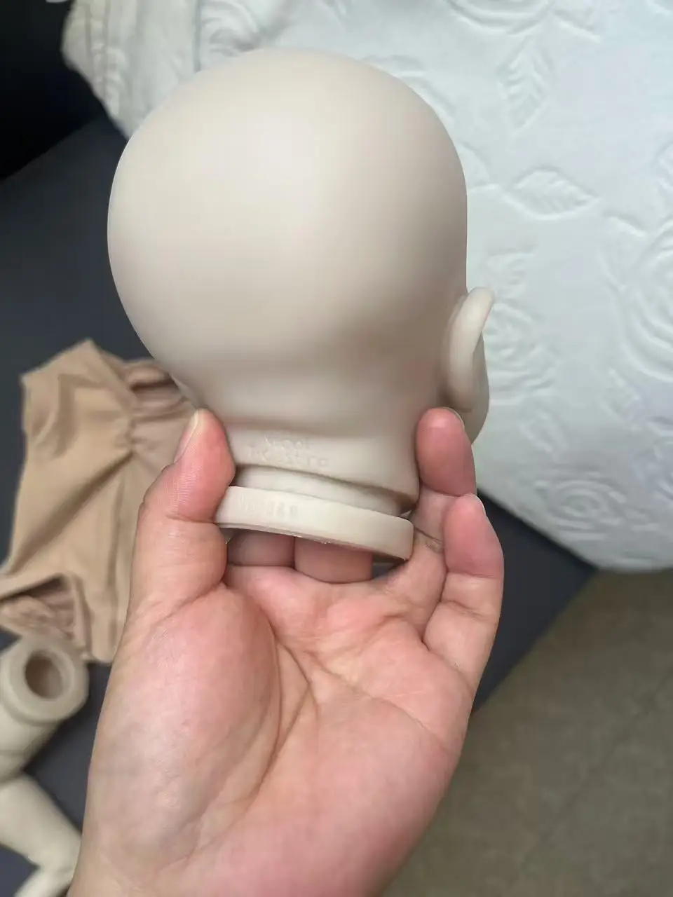 19inch Reborn Doll Kit Nicol Fresh Color Unpainted Handmade DIY Doll parts with Cloth body and Eyes Name on Back