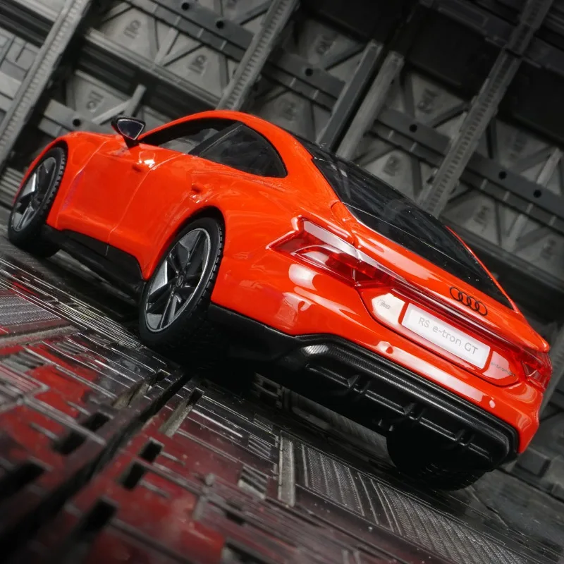 مجموعة زينة نموذج سيارة من السبائك Maisto 1:25 Audi RS e-tron GT 2022، يمكن فتح الباب، هدية سيارة لعبة للأولاد #3