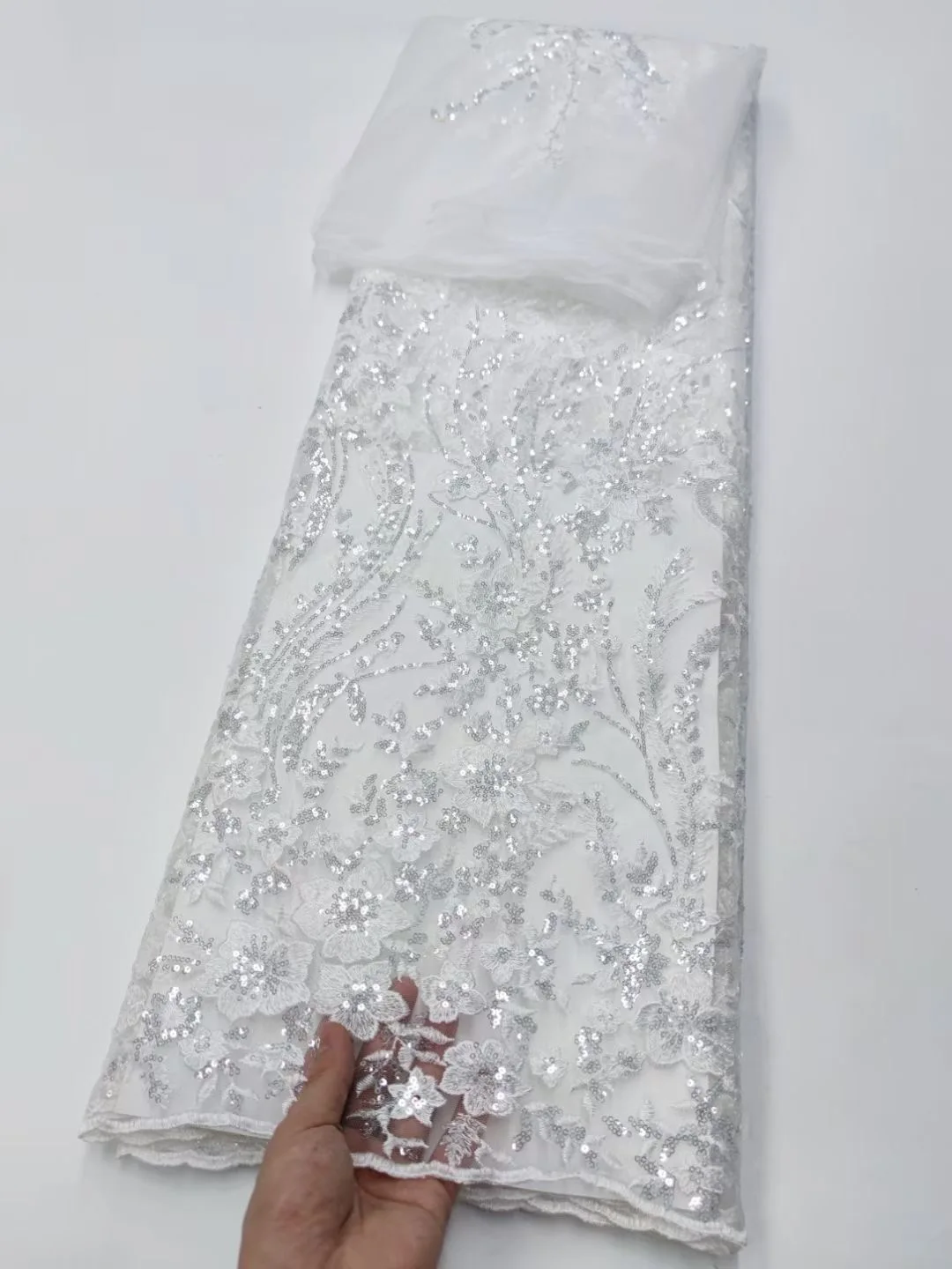 

(5yards/pc) Latest embroidered African wedding lace white French net lace with sequins for party dress FYY152