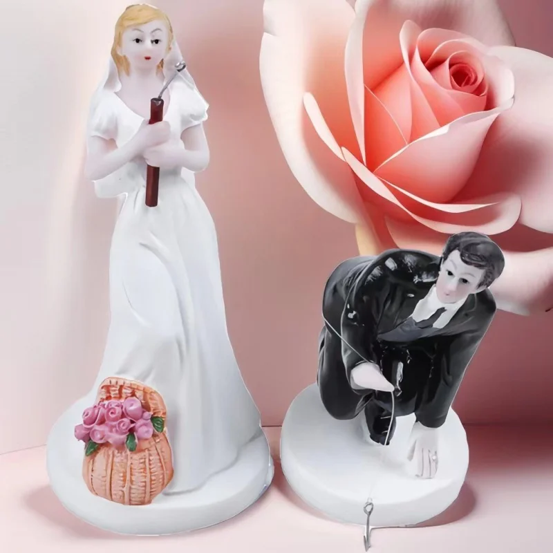 Bride and Groom Resin Decorative Crafts New House Decoration Baking Accessories  Valentine's Day Gift