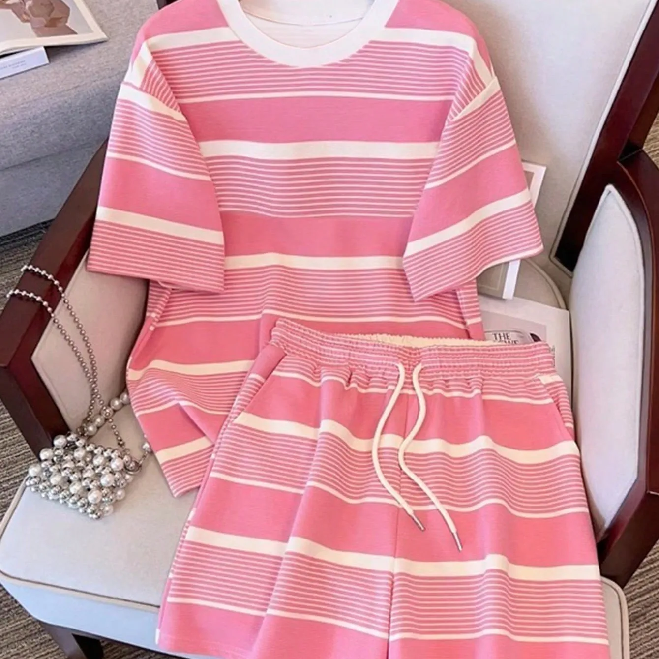 Summer Fashionable Striped Shorts with Belt Slim Fit round Neck Overhead Top And Bottom Set Men's Polyester Neutral Style