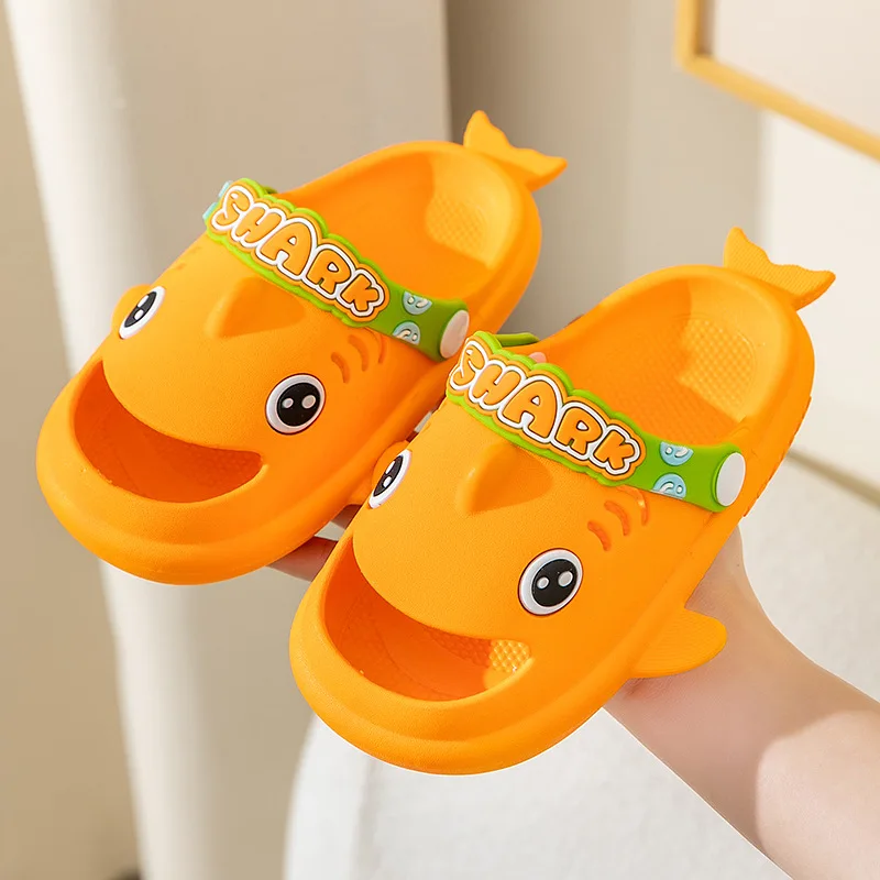 Cartoon Children Slippers for Boys Girls Non Slip Soft Home Shoes Cute Closed Toe Baby Garden Sandals Outdoors Beach Slides 슬리퍼