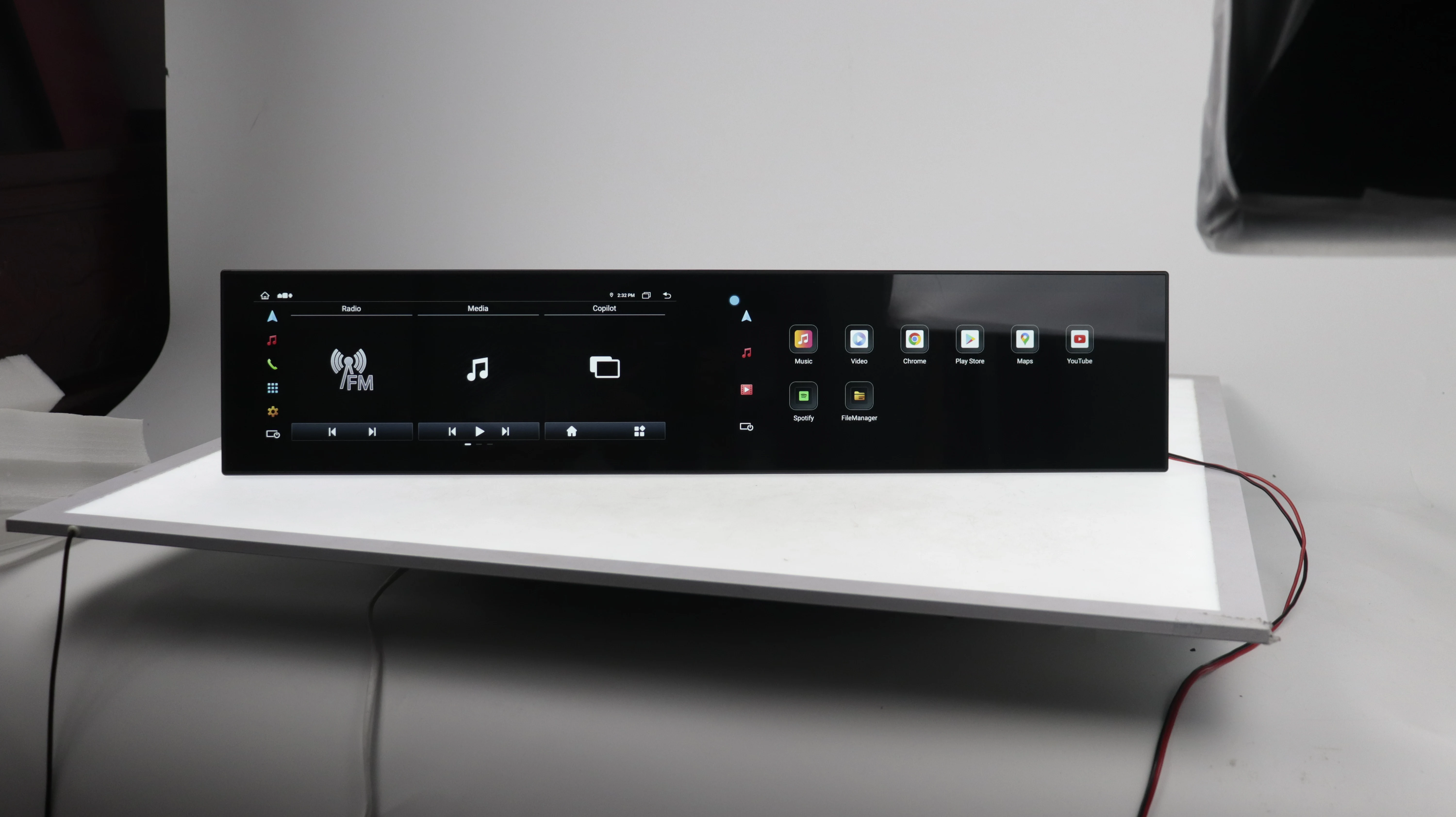 Dual 12.3