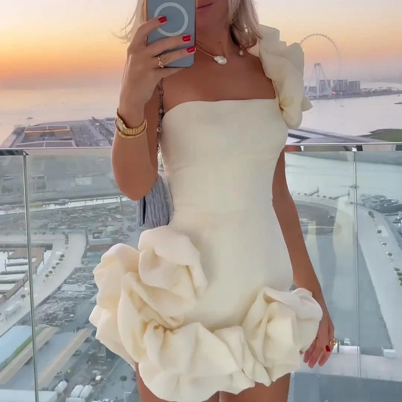 Ein-Schulter-Kleid für Damen, Frühling 2022, neues A-Linien-Kleid, reiner Rock mit Rüschenkanten