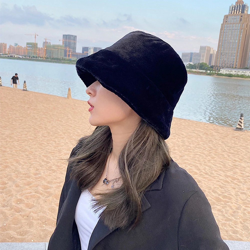 

Ladies Vacation Thickened Soft Warmer Outdoor Bucket Hat Faux Fur Rabbit Fishing Cap Warm Hat