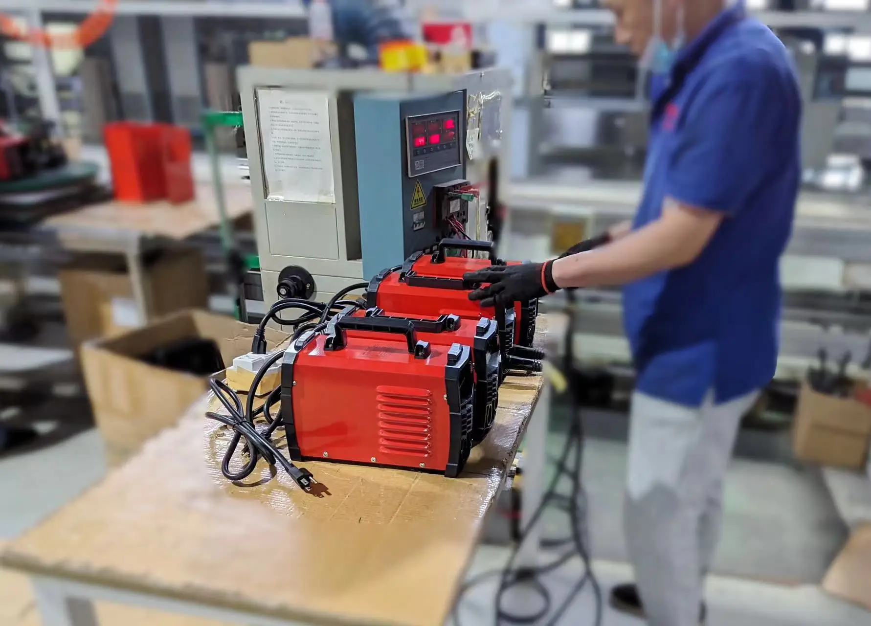 Nice Design! 2024 HOT & Newest  Updated Version 110/220 MMA300 Cheap Price Mini Portable Dc IGBT Inverter Arc Welding Machine