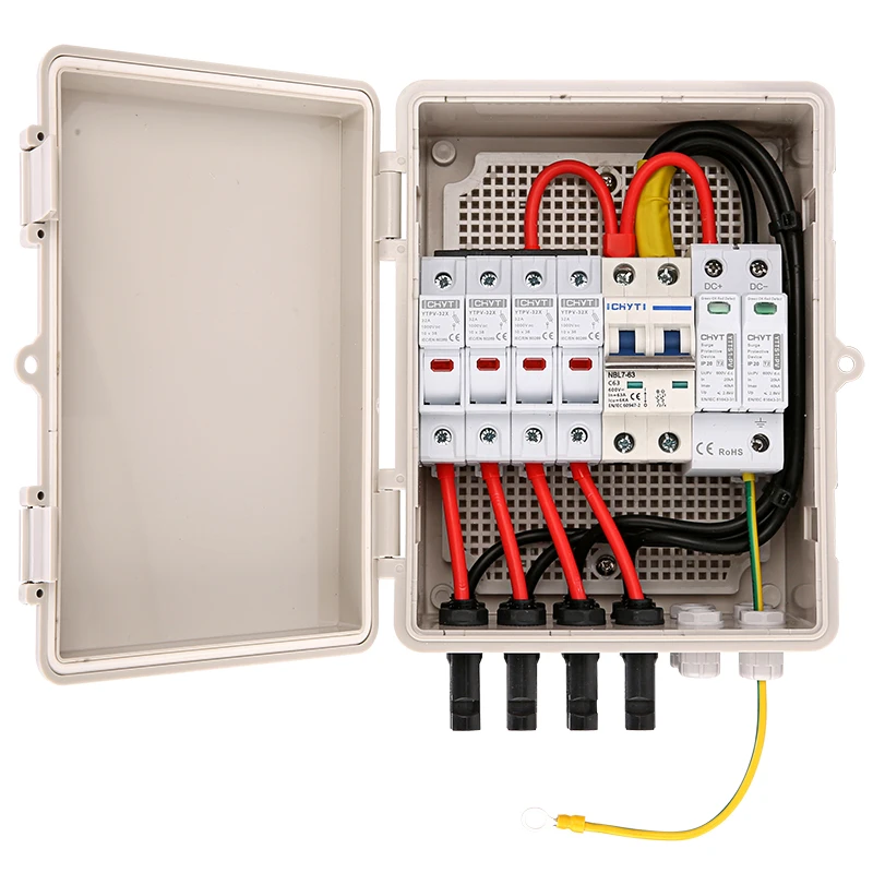 Solar fotovoltaïsche PV Combiner Box Met Aarddraad 4 ingang 1 uit DC 600 V Zekering MCB SPD Waterdichte Doos IP65 Groothandel