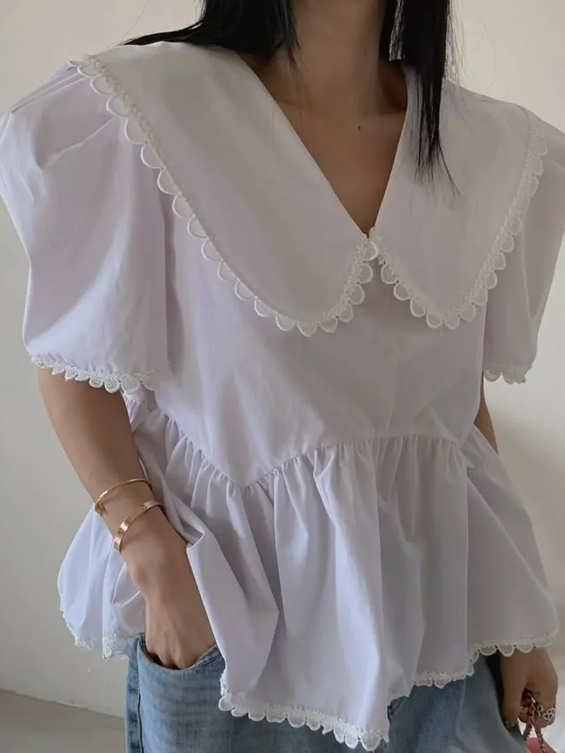 

Faionable Korean Sle Doll irt Women's Bubble Sve Blouse Lace Splicing Design Ele White irt Spring Season