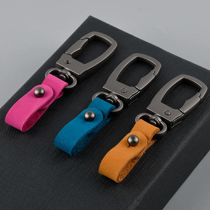 Simplicity Car Metal Carabiner Keychain High End Men Cowhide Key Chain LOGO Custom Creative Leather Keyring Bag Pendant Gift