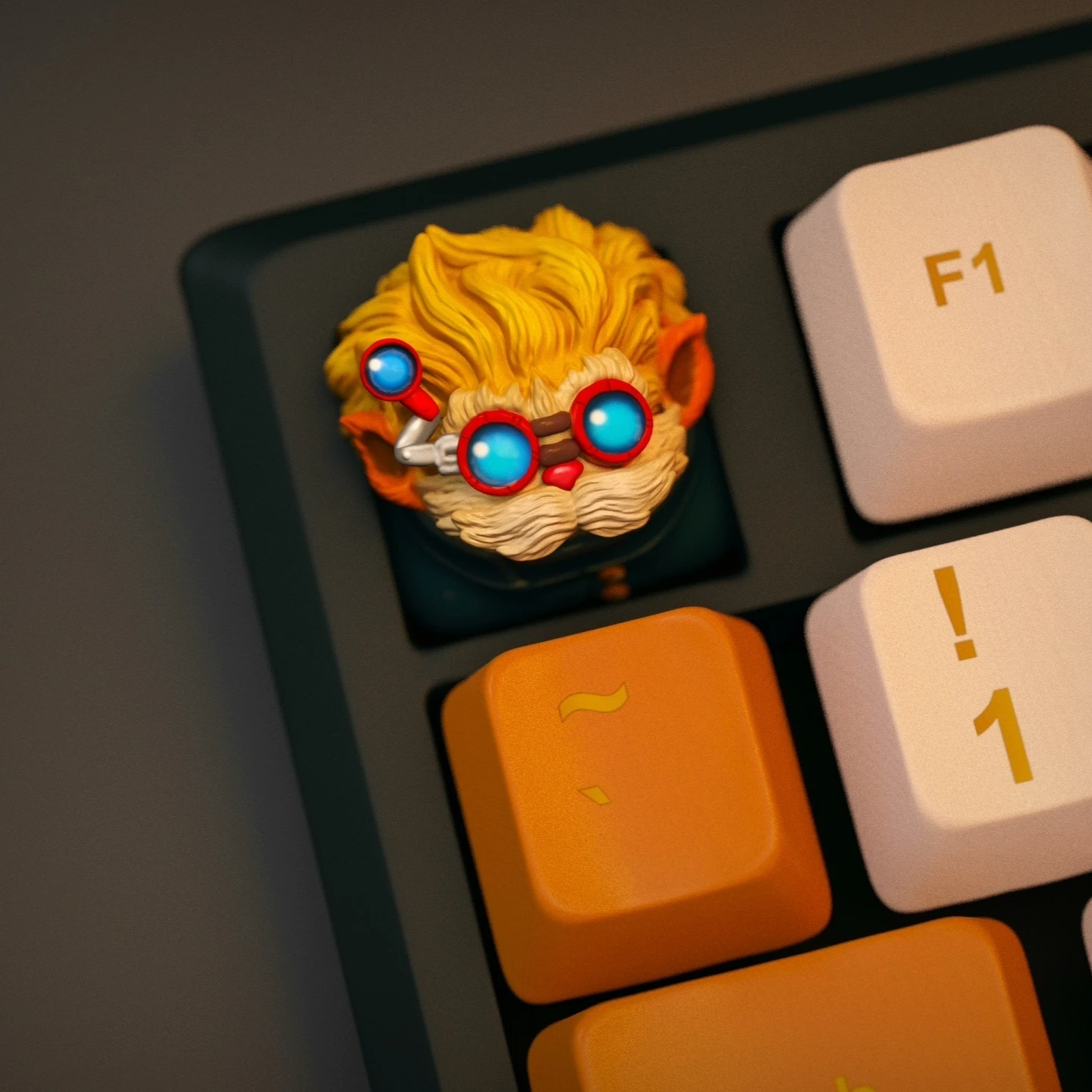 Lol Art Keycaps Aatrox Viego Jinx Yasuo Teclado mecánico de resina personalizado Regalo Translúcido Navidad Lindo Arcano hecho a mano