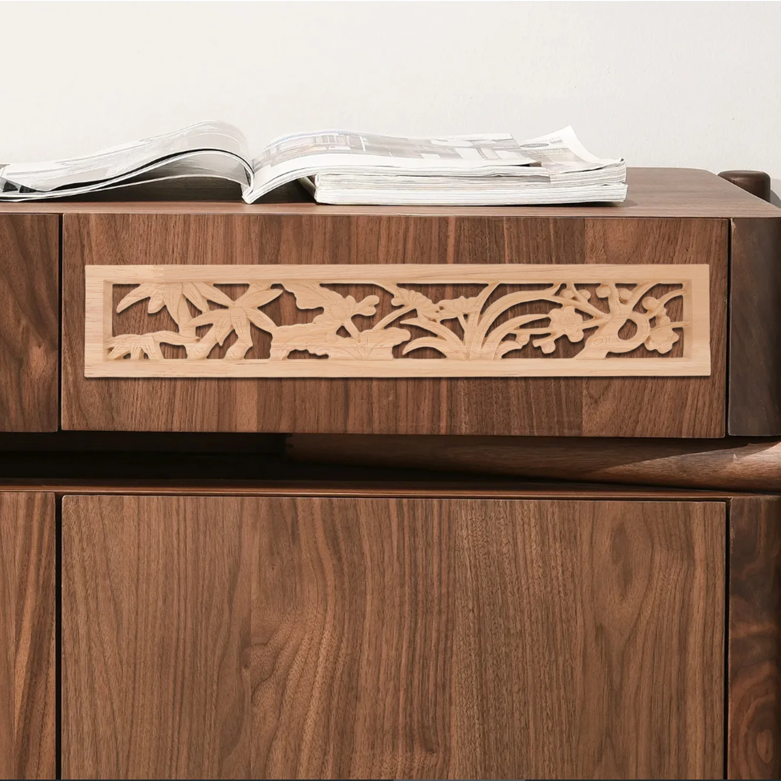 

Nightstand Traditional Solid Wood Hand Carved Furniture Onlay Appliques Bedside Cabinet Decorative Wood Carvings Vintage Accent