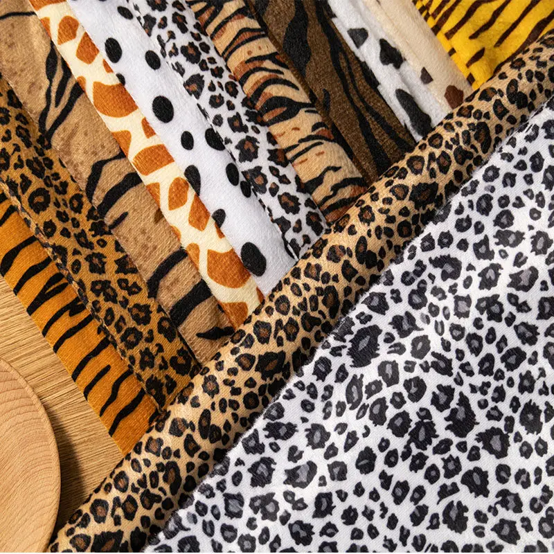 Tela de Felpa de Pelo Corto con Estampado Animal de Primera Calidad para Disfraces de Jungla, Manualidades, Juguetes de Peluche, Representaciones Teatrales y Costura Doméstica