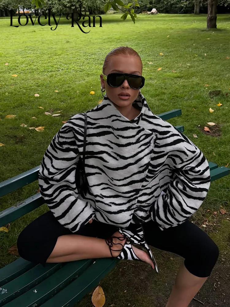 Chic Lady Coat Zebra Printed Stand Collar Single Breasted Long Sleeve Female Coat Chic Lady Streetwear Autumn 2026