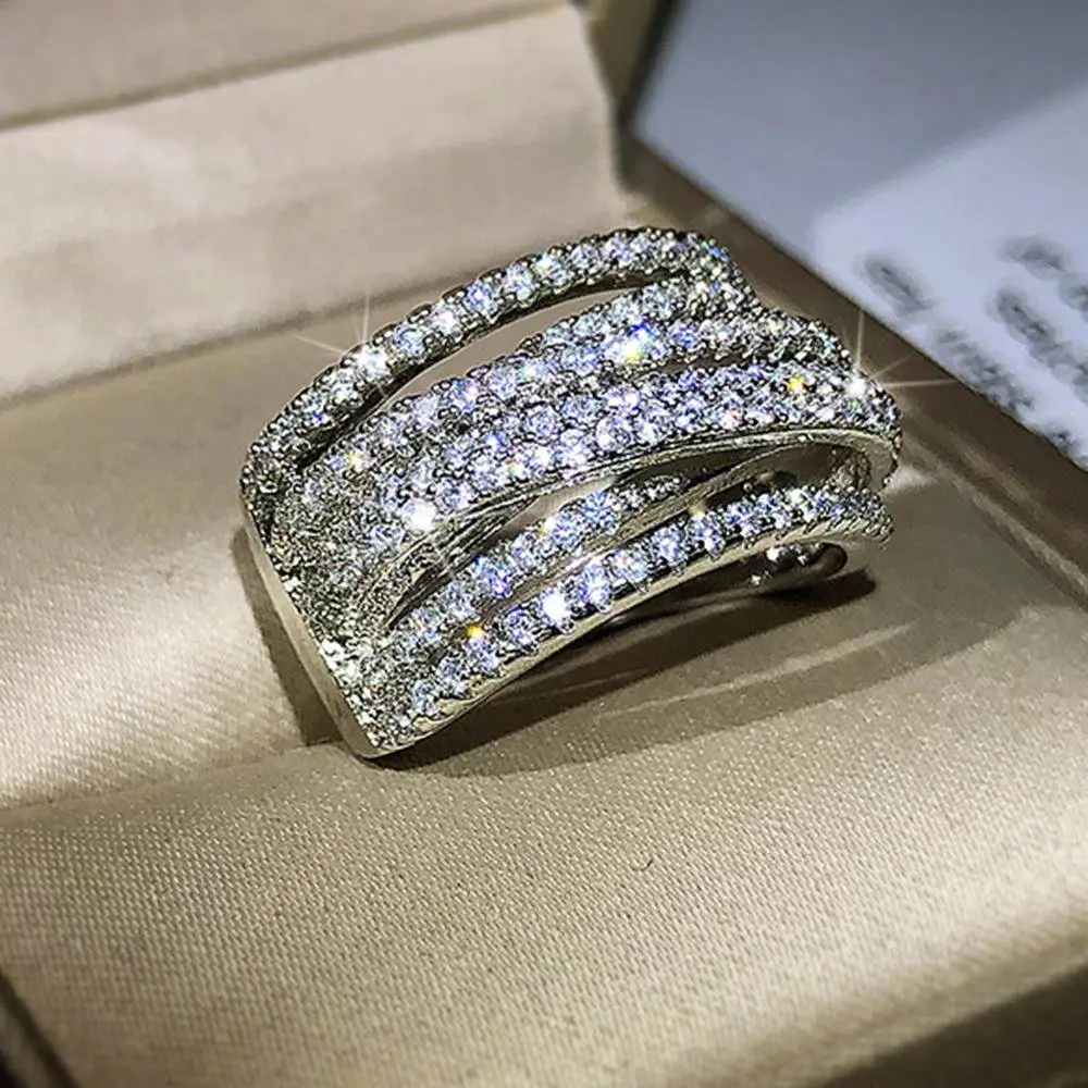 

Модное кольцо с микроинкрустацией цирконами, стильное, в духе времени, кольцо на указательный палец, с медным покрытием под золото, ювелирные украшения и аксессуары.