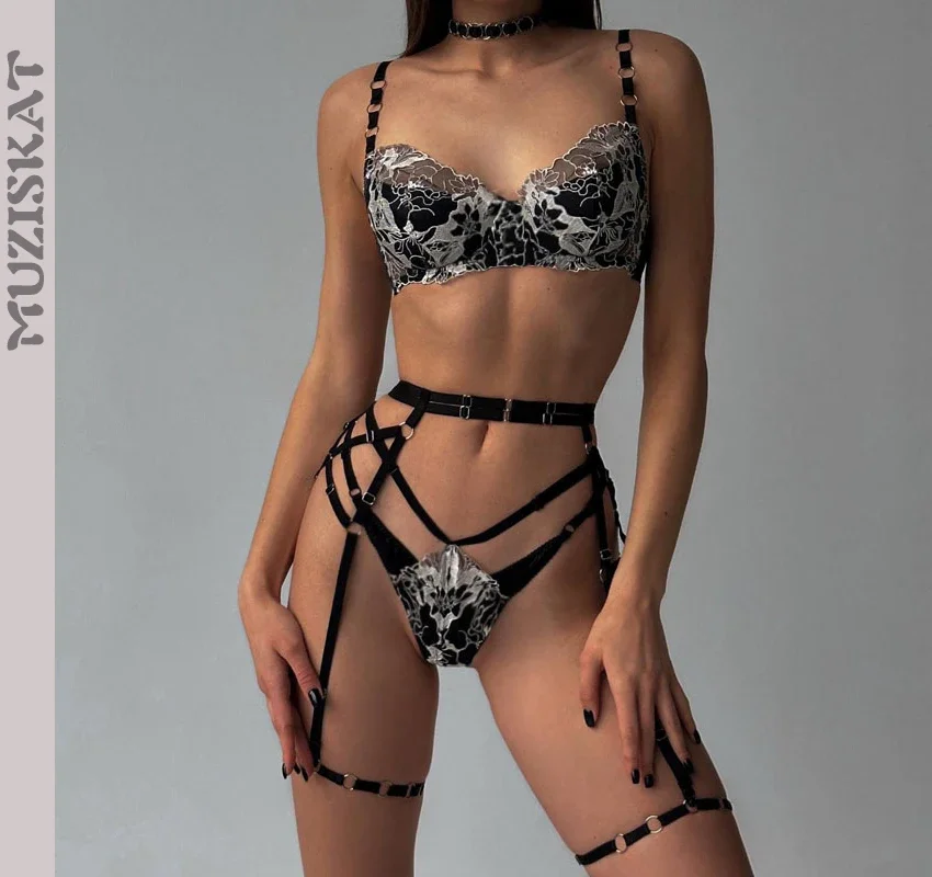 

MUZISKAT 2023 Women's New Fashion Embroidered Lace Patchwork Cross Sexy Lingerie Set