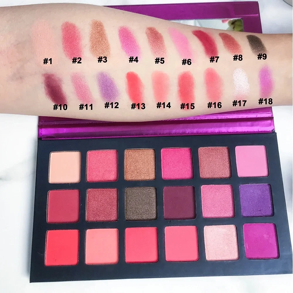 Cień do oczu marki własnej niestandardowa luzem 18-kolorowa fioletowa paleta papierowa połyskująca matowy kolor wodoodporna makijaż oczu pigmentowa