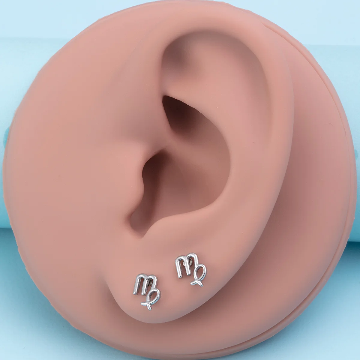 الفولاذ المقاوم للصدأ زودياك وأقراط للرجال والنساء ، 12 كوكبة ، علم التنجيم ، مسمار الأذن الصغيرة ، والفتيات في سن المراهقة ، والأزياء والمجوهرات هدية ، 2 قطعة