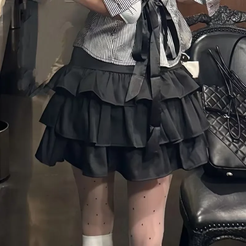 Setelan 2 Potong Streetwear Y2k Wanita, Atasan Kemeja Bergaris dengan Aksen Renda Gothic dan Patchwork, Rok Mini Model Kue Punk, Pakaian Seksi Modis untuk Wanita