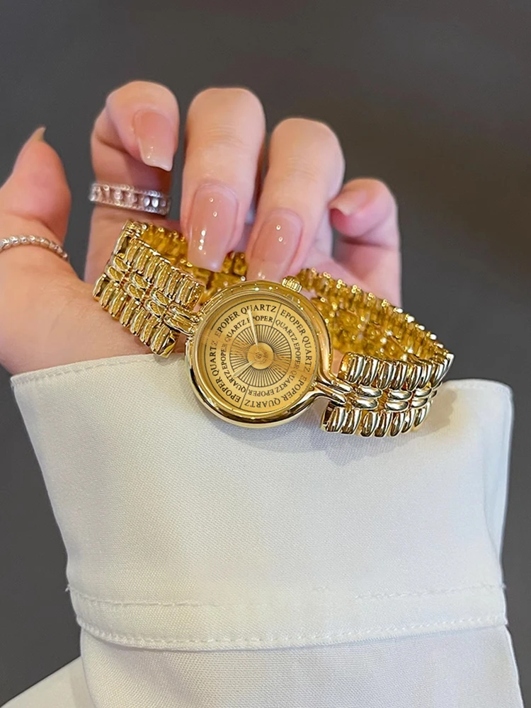 

High-End Niche Design, Minimalist New StyleFashionable And Luxurious Round Dial Waterproof Women'S Watch, Stylish And Versatile.