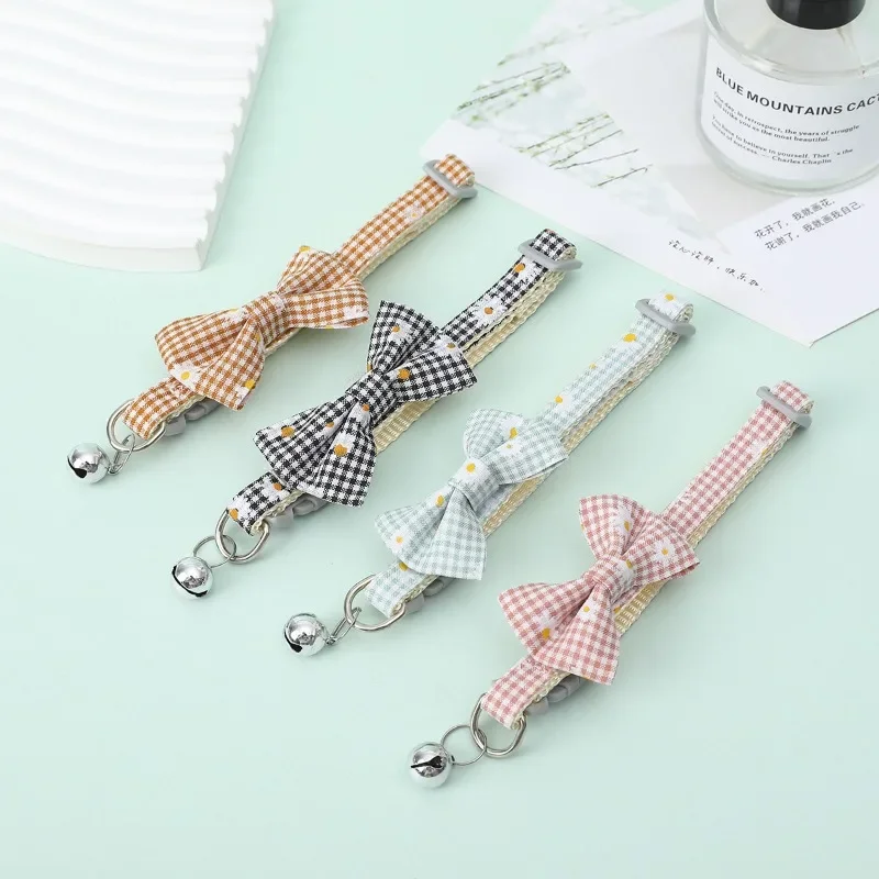 Lovely Pet Plaid Bow Collar Daisies Plaid Sunflower Cat Dog Collar Bow Removable Cute Puppy Kitten Collars Cat Supplies