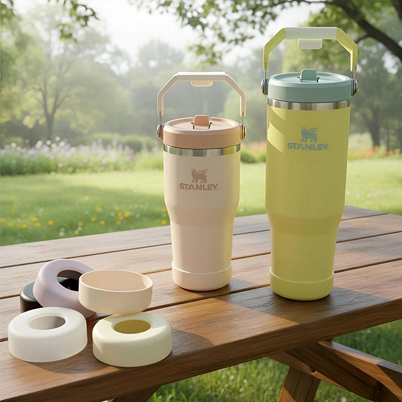 suporte-de-silicone-para-copo-stanley-591887-acessorio-versatil-para-bebidas-e-uso-diario