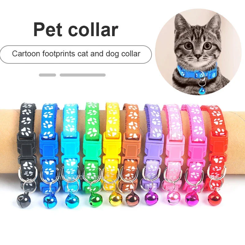 Lindo Collar de campana para gatos, perro, hebilla ajustable, Collar para gato, huella colorida, collares personalizados para gatitos, accesorio para perros pequeños