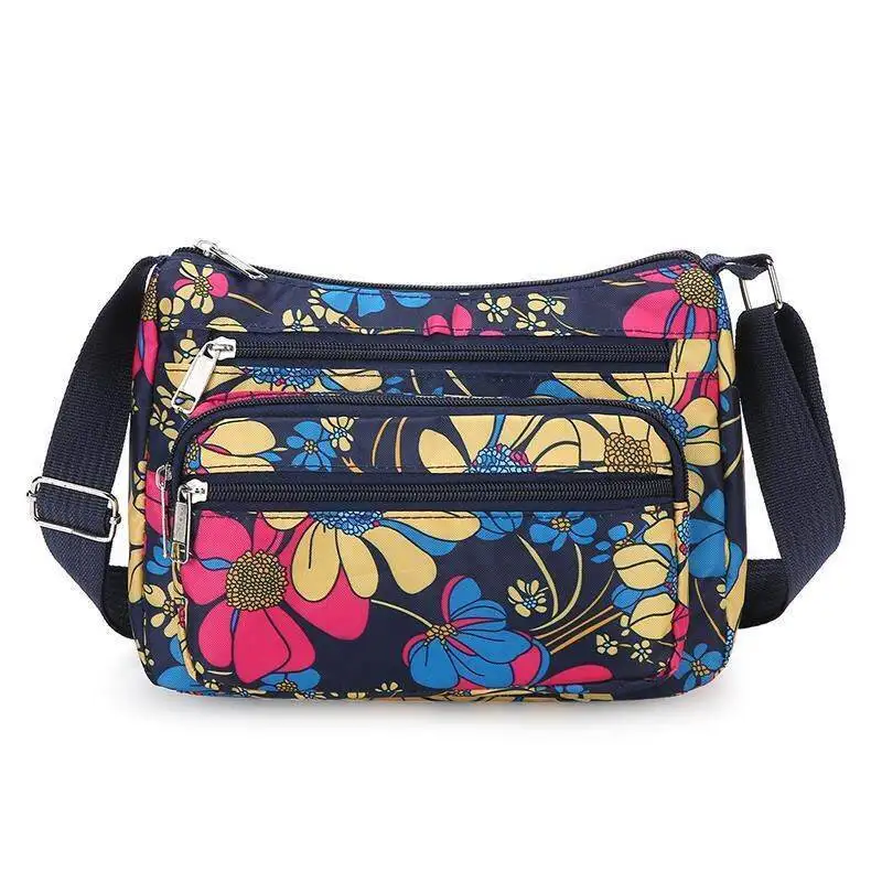 Korean Style Canvas Shoulder Bag Casual Oxford Cloth Mobile Phone Bag Lightweight Large Capacity Crossbody Bag for Women view 5