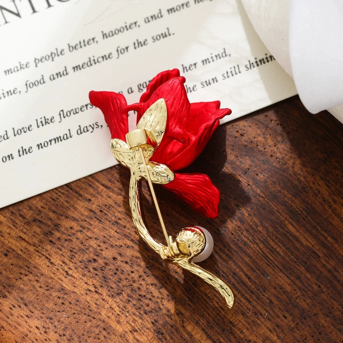 بروش زهرة السلطعون الأحمر، سحر أنثوي راقي، إكسسوار بدلة صدر نبات اللؤلؤ #3