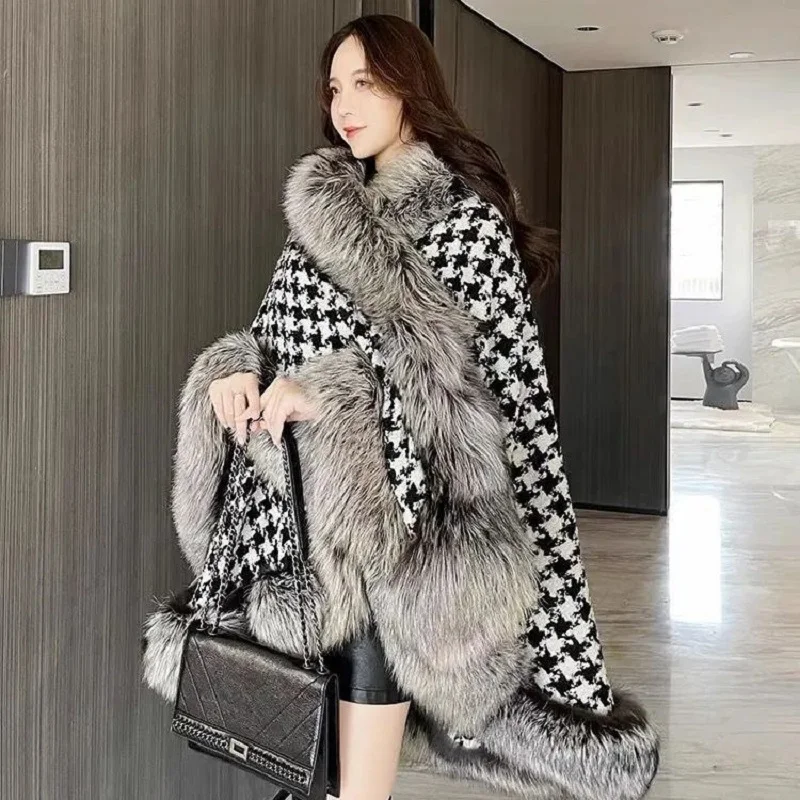 Winter Women\'s Cold Jacket 2023 New Faux Fur Coat Thicken Luxury Designer Elegant Plush Jackets Warm Double Sided Shawl Fur Cape