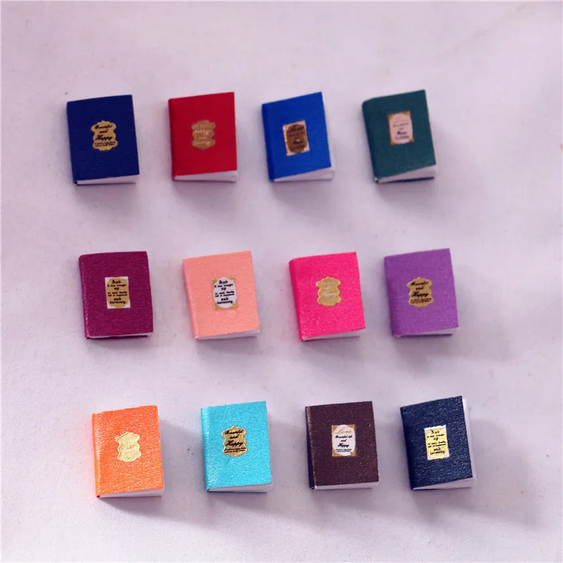 

4pcs Dollhouse Colouring Book Mini Pocket Books Classical Scale Model BJD Shooting Props Home Decor Doll Accessories Decoration