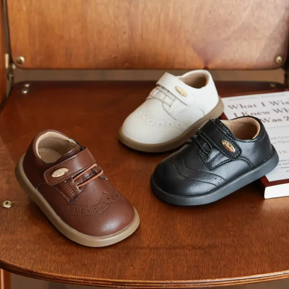 

Baby Walking Shoes British Style Round Toes Boys Girls Casual Shoes Versatile Soft Sole 2026 New Fashion Toddler Flats Non-slip