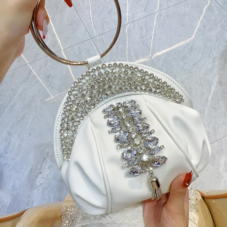 

New diamond women's cloud bag Chinese-style wedding party dress cheongsam Clutch bag luxury dinner bag tassel Metal ring handbag