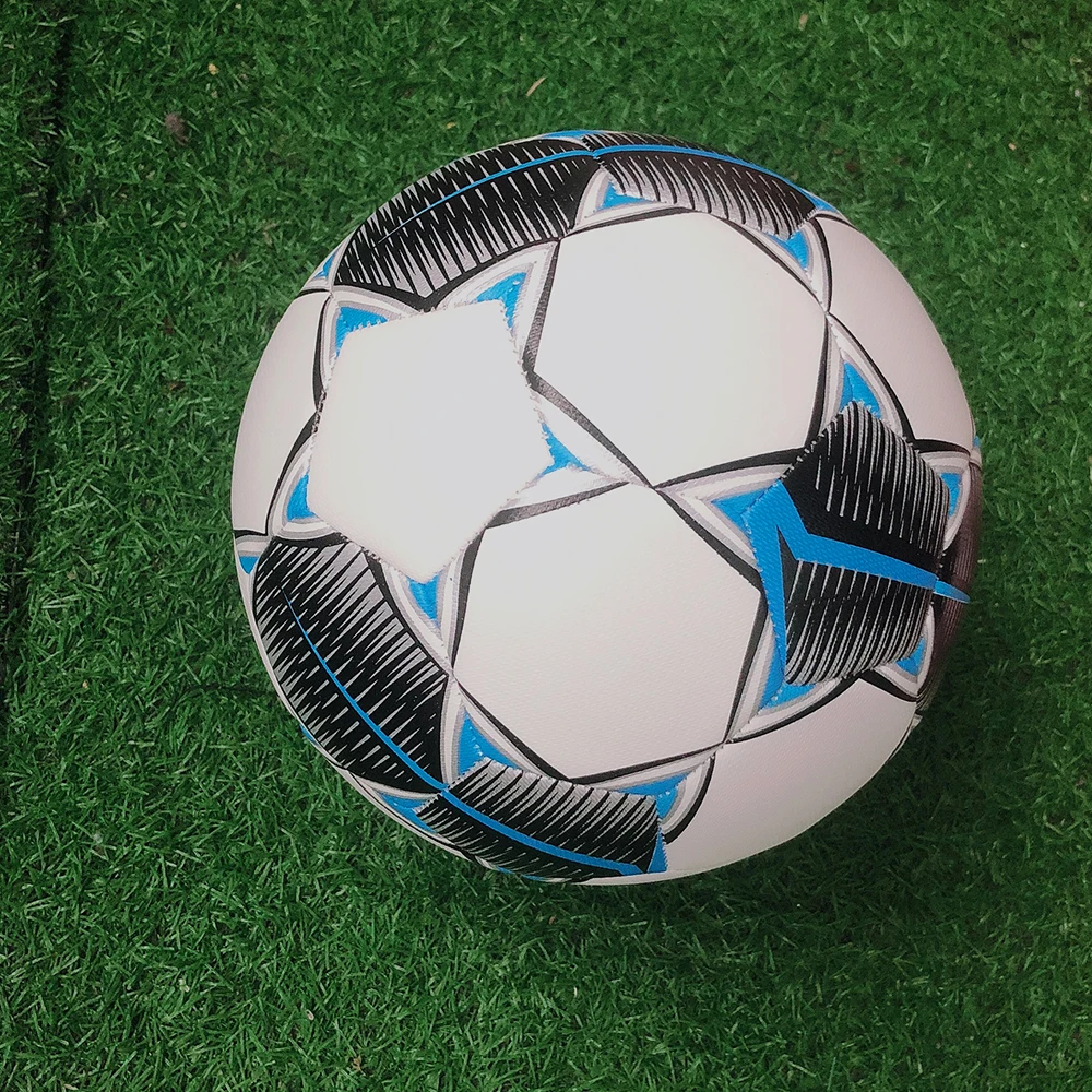 Voetbal maat 5, Officiële hoogwaardige zachte PU Klassieke slijtvaste bal Outdoor League Sportvoetbaltrainingswedstrijden