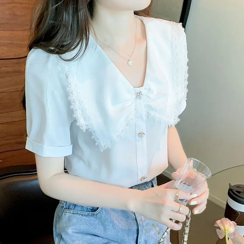 Sweet Fashion Lace Spliced V-Neck Solid Color Button Pullovers Summer Shirt Women\'s Clothing Casual Short Sleeve Ladies Blouses