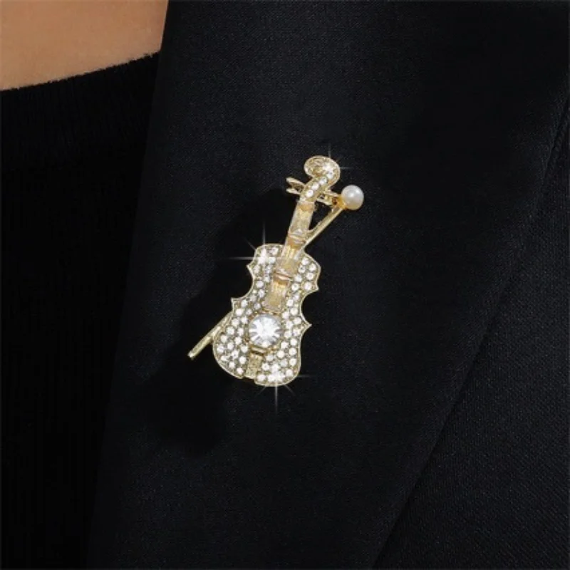 Shinny Crystal Violin Pearl Brooch For Women Exquisite Design Music Accessories Clothing Decoration Brooches Pins for Daily Wear