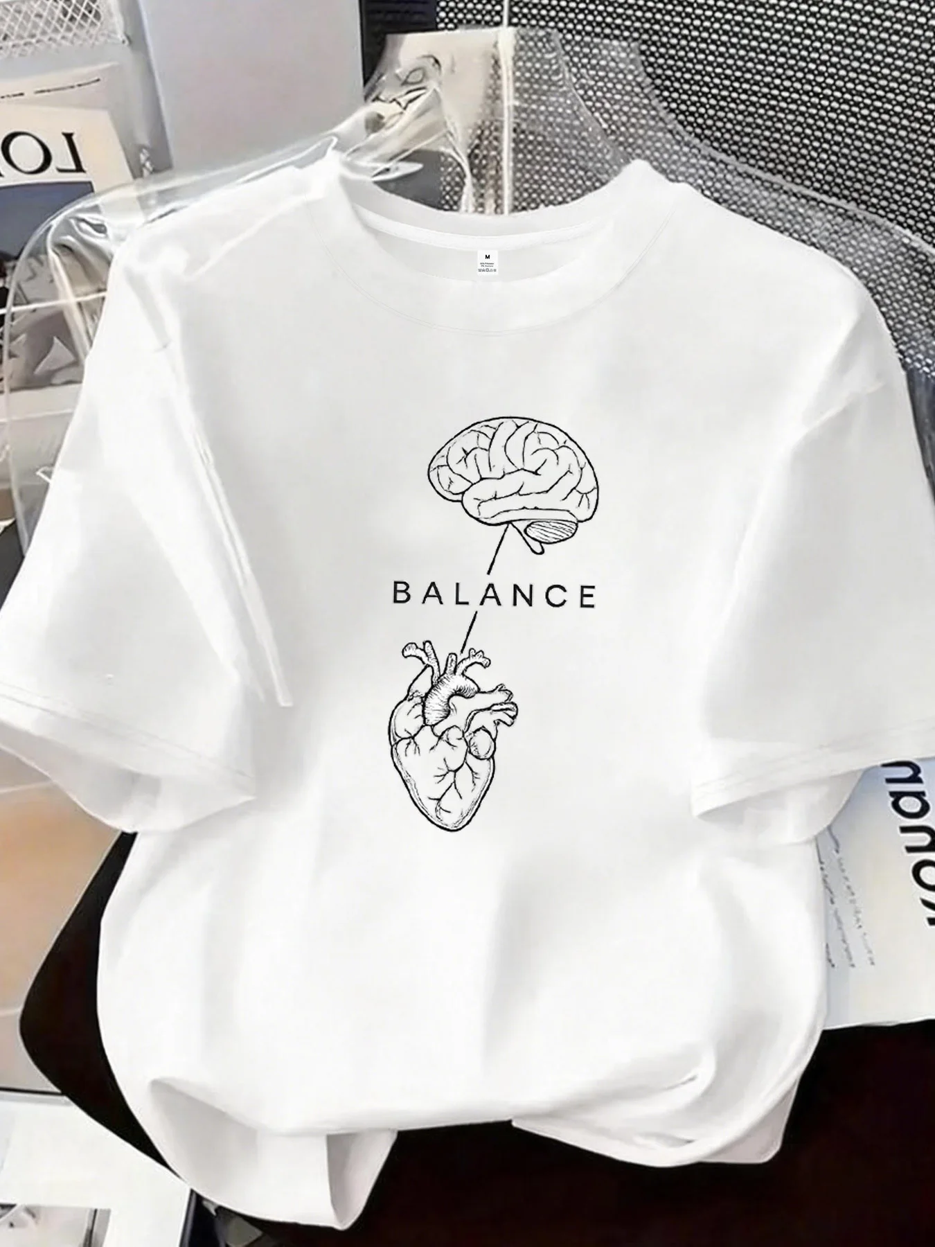 【YJ50078】T-shirt à col rond pour femme, imprimé avec un motif artistique créatif, haut décontracté à manches courtes pour l'été, mode streetwear polyvalente
