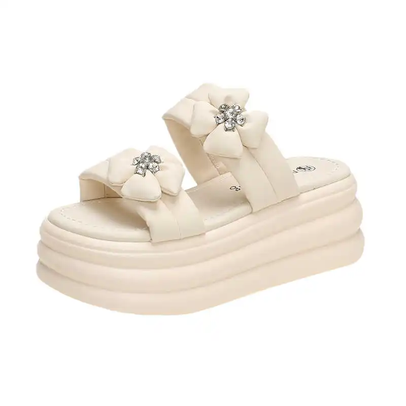 Flower House Slippers Platform Schoenen Lage Luxe Slides Slipers Vrouwen Zomer Designer 2024 Hoof Hakken Mode Rome Stof Rubber