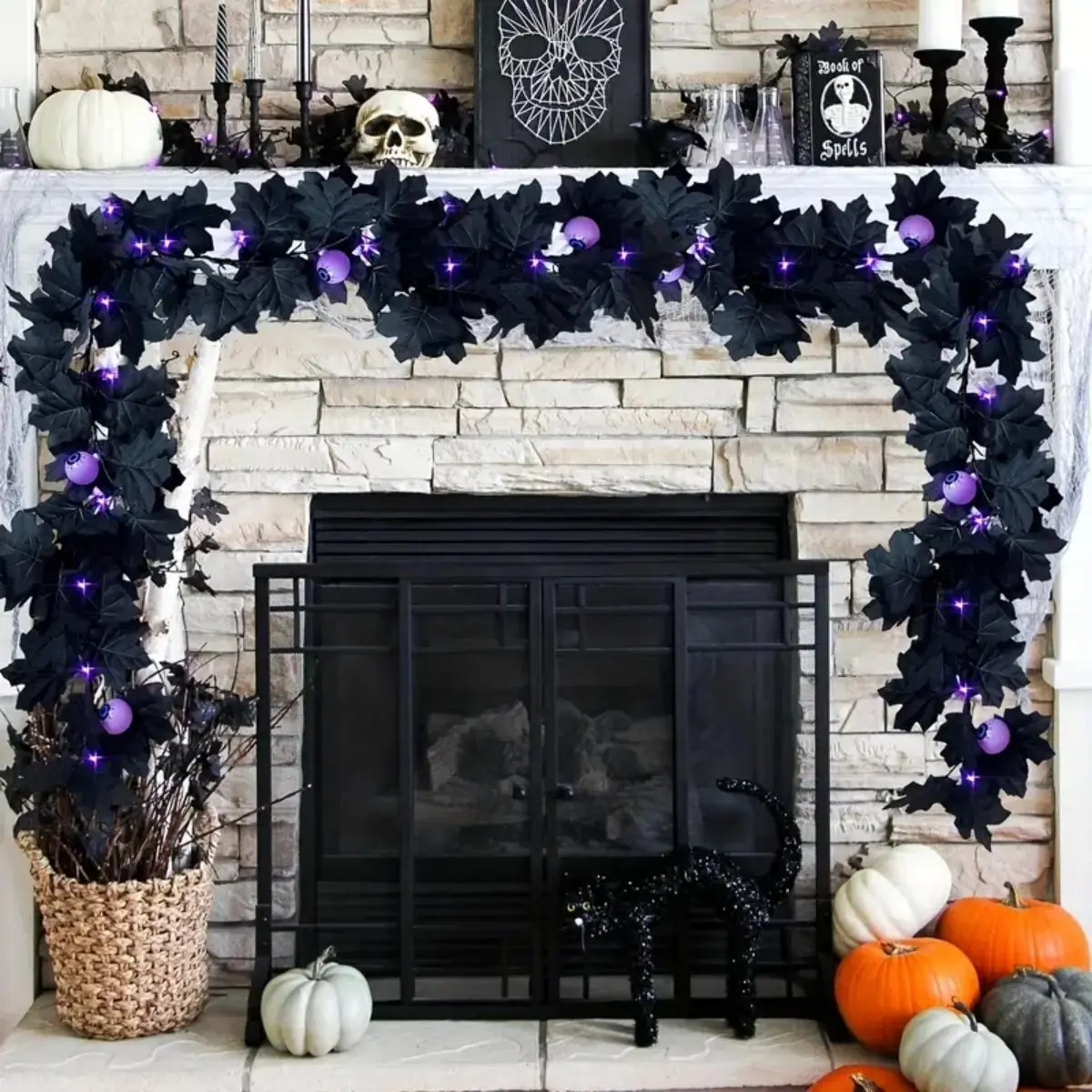 2pcs 40LED Artificial Fall Black Maple Leave String Light With Eyeball Battery Powered For Home Door Halloween Fireplace Decor
