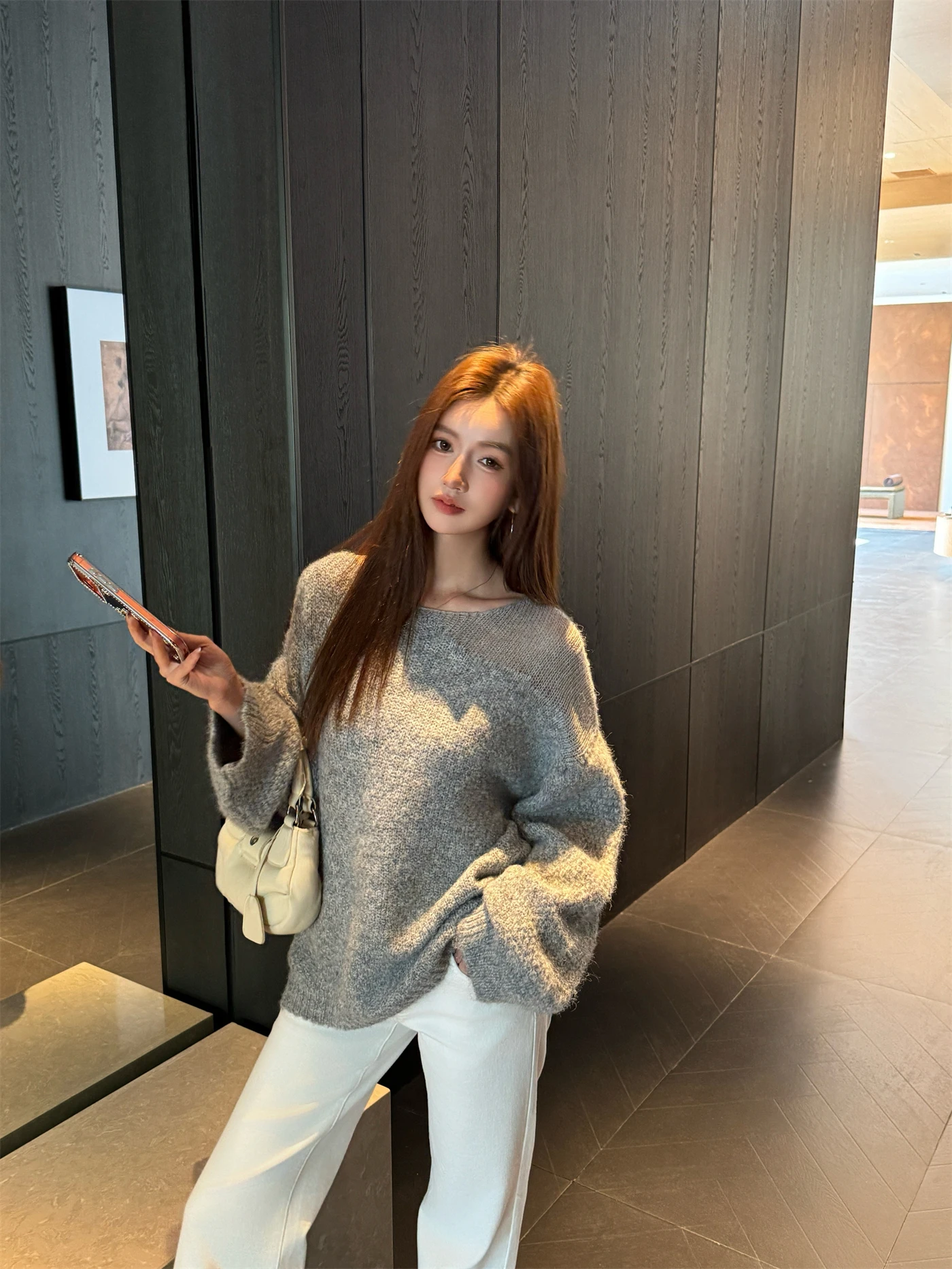 

Soft oulder Bared Long Sve Women's Knitted Sweater Spring Loose Casual Batwing Sve round Ne Pure Color Knitwear