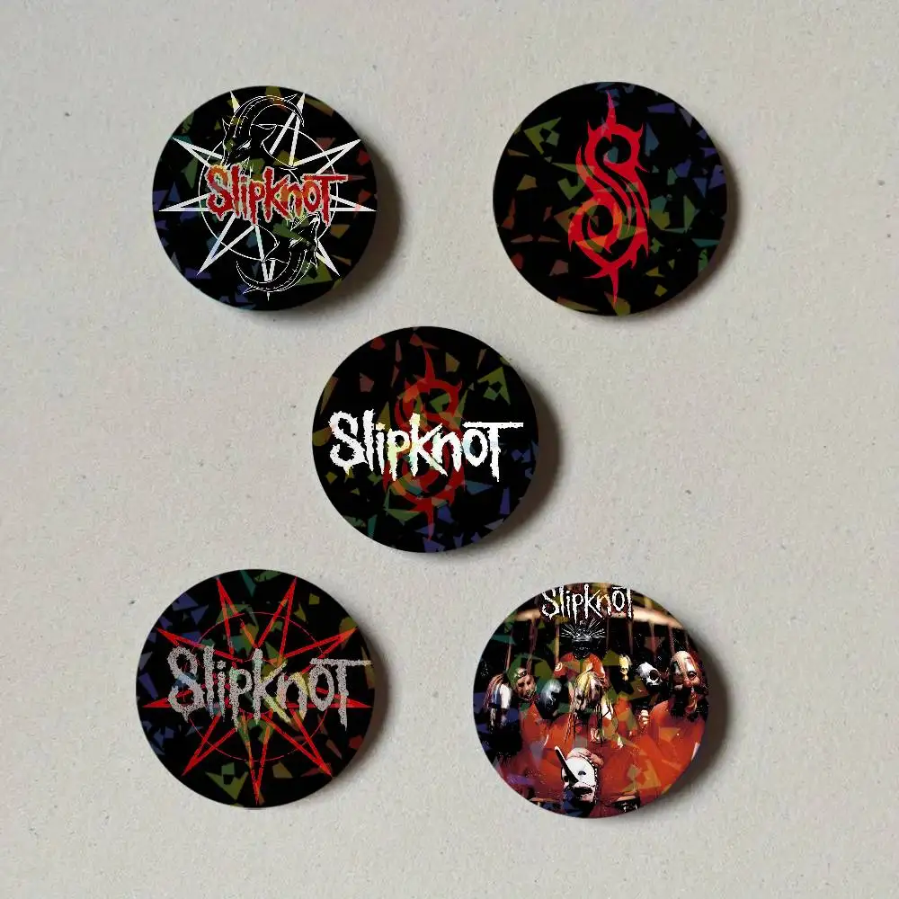 Band S-Slipknot Round Exquisite Laser Badge Brooches Creative Pins For Clothes Hat Backpack Gift Accessories