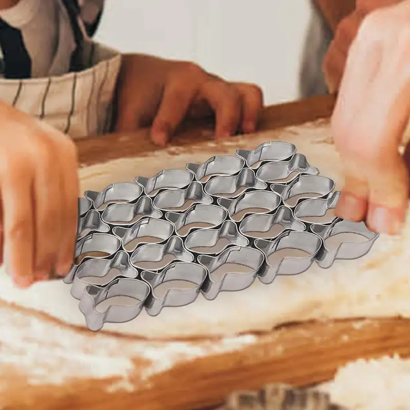 Mini Baking Fondant Cookie Gold Fish Cutter Molds Gold Fish Cracker Cutter Reusable Fish Shaped  Baking Mold for Biscuits