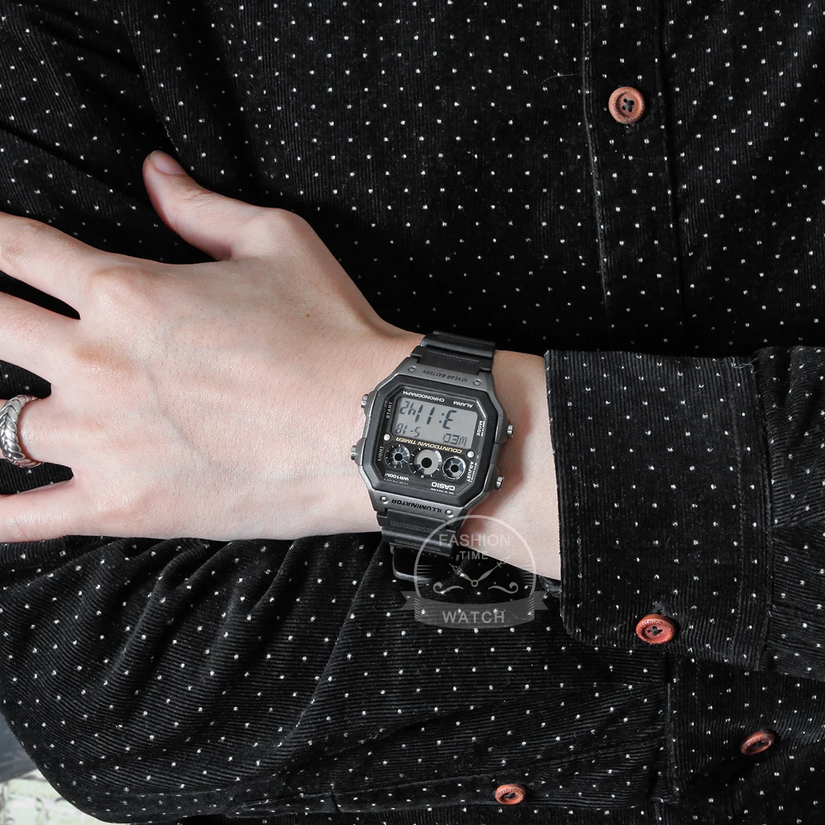 カシオ メンズ 多機能電子時計 防水樹脂ストラップ AE-1300WH-8A