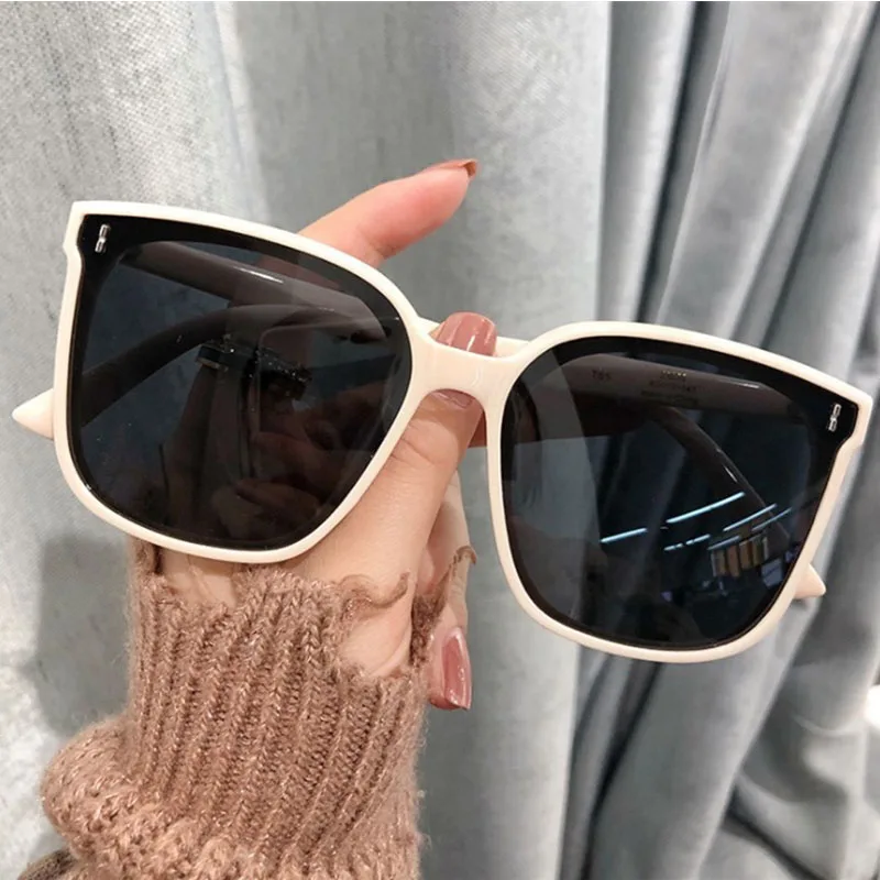 New Women Luxury Designer Vintage Square Sun Glasses Classic Eyewear for Lady UV400 Big Frame sunglasses glasses women