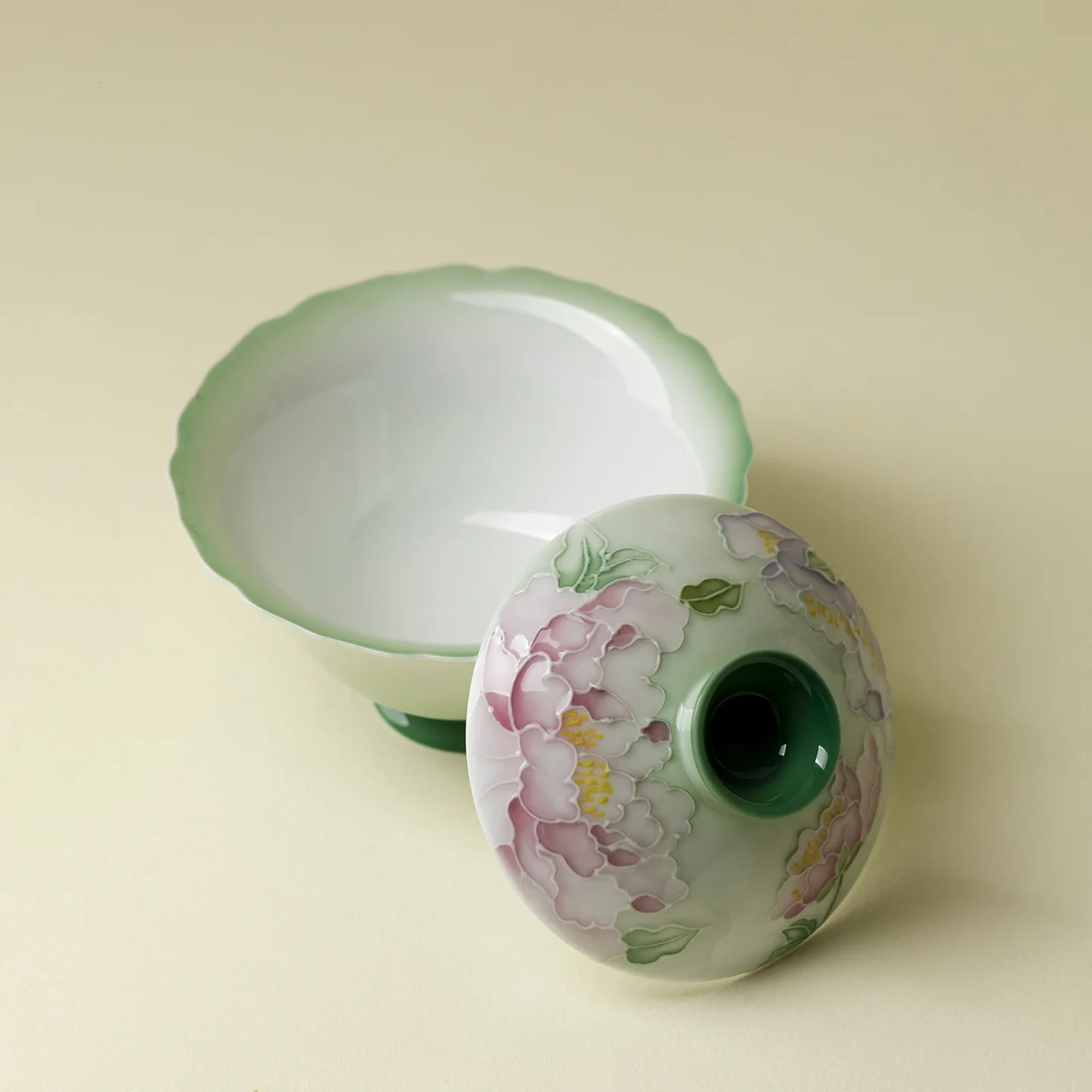 Hand Painted Peony Famille Rose Arita Porcelain Lidded Master Cup Kung Fu Tea Tea Room Office Ladies Holiday Decor Gift