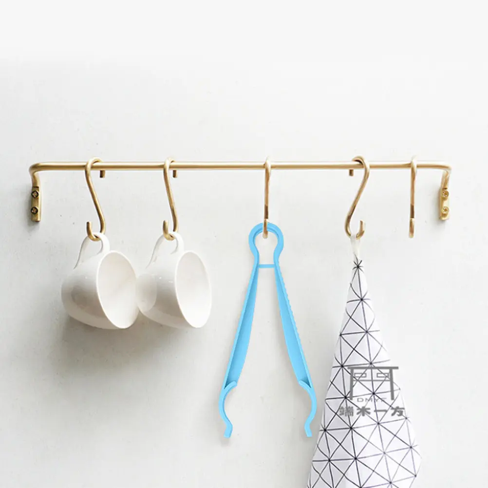 

12Pcs Feeder Clamp Anti-Skid Durable Lightweight Practical Hanging Hole Design Baby Gift Blue Green Yellow Pink