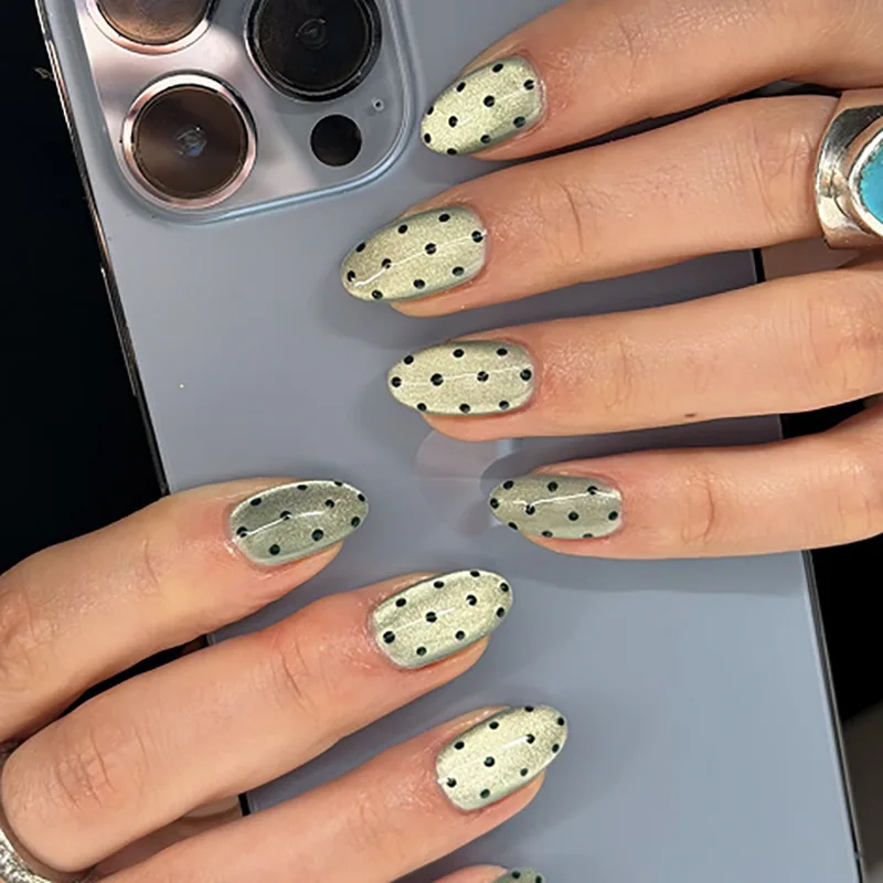 24pcs Ins Style Fake Nail Tips Summer Little Fresh Green Cat's Eye False Nail Polka Dot Designs Short Oval Press On Nail