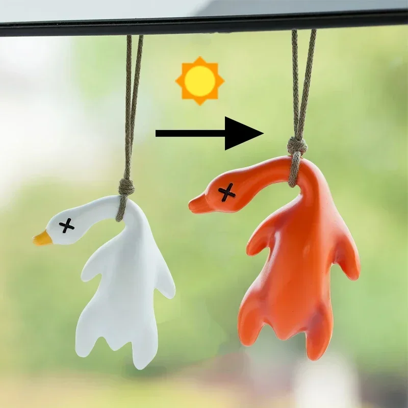 1/2PCS Sunlight Color Changing Roast Duck Car Pendant Creative Rearview Mirror Hanging Decoration Cute Car Interior Accessory