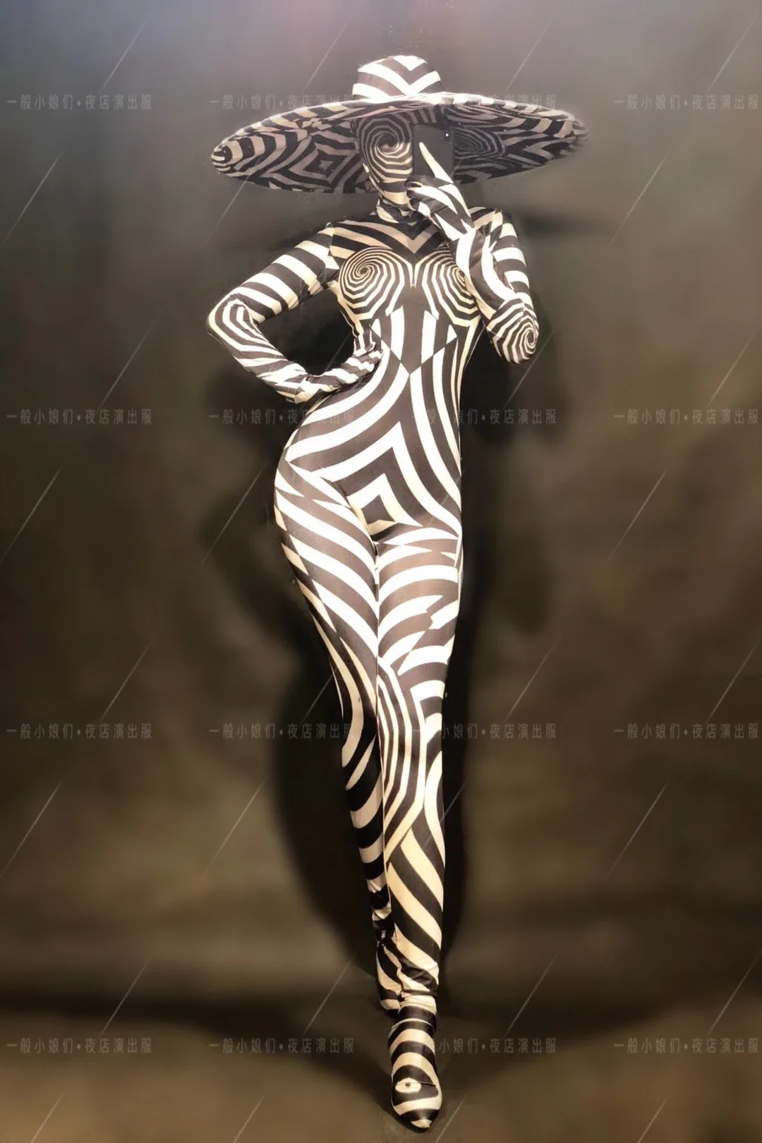 New Black and White Striped Zebra Big Eaves Hat jumpsuit Halloween Bar for Women's Song DjDs Dance Team Gogo Performance Dress