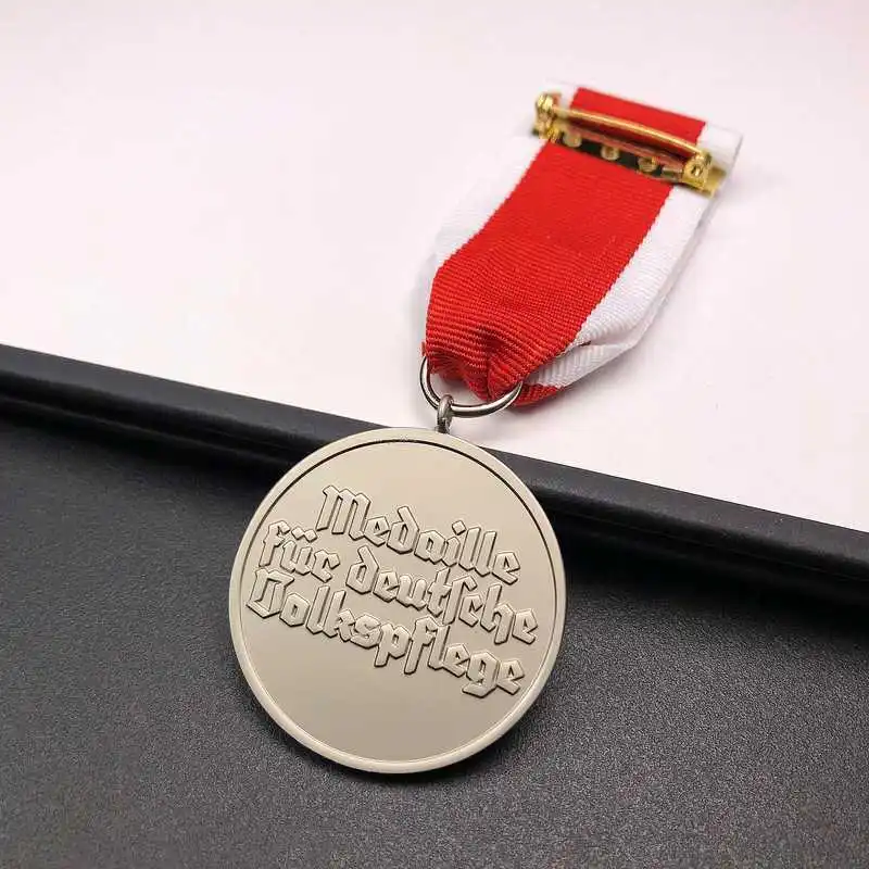 ألمانيا المستوى الثاني الرفاهية الاجتماعية عبر شارة الحرب التذكاري التعميم بروش قلادة الشريط ميدالية الديكور الحرف 1 قطعة