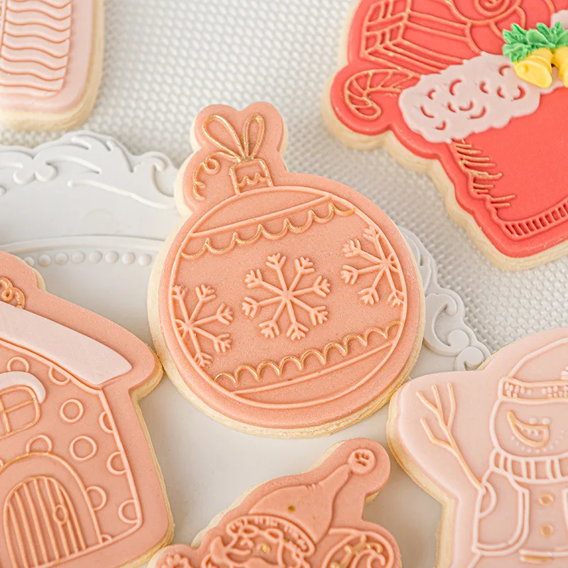 Acrylic Merry Christmas Embossed Mold Snowman Deer Xmas Tree Cookie Press Stamp Embosser Cutter Fondant Cake Decoration Tools